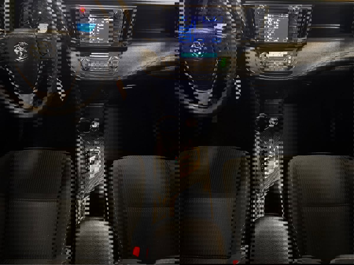 Used 2013 Toyota RAV4 XLE AWD/4WD image 19