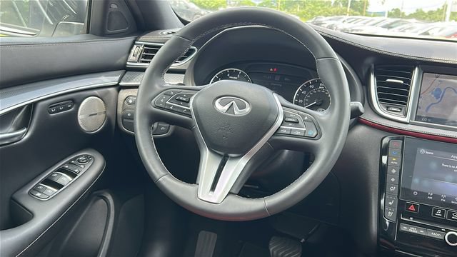 Used 2023 INFINITI QX50 Sport AWD/4WD image 25