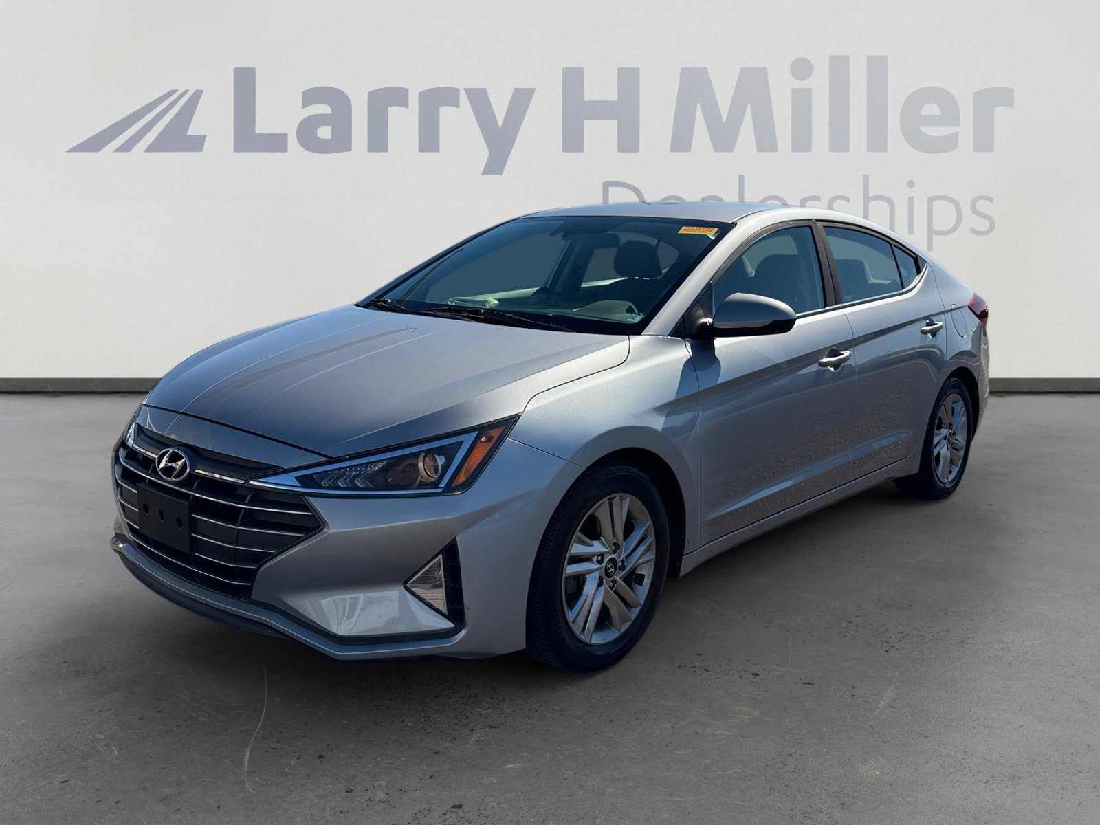 Used 2020 Hyundai Elantra SEL image 1