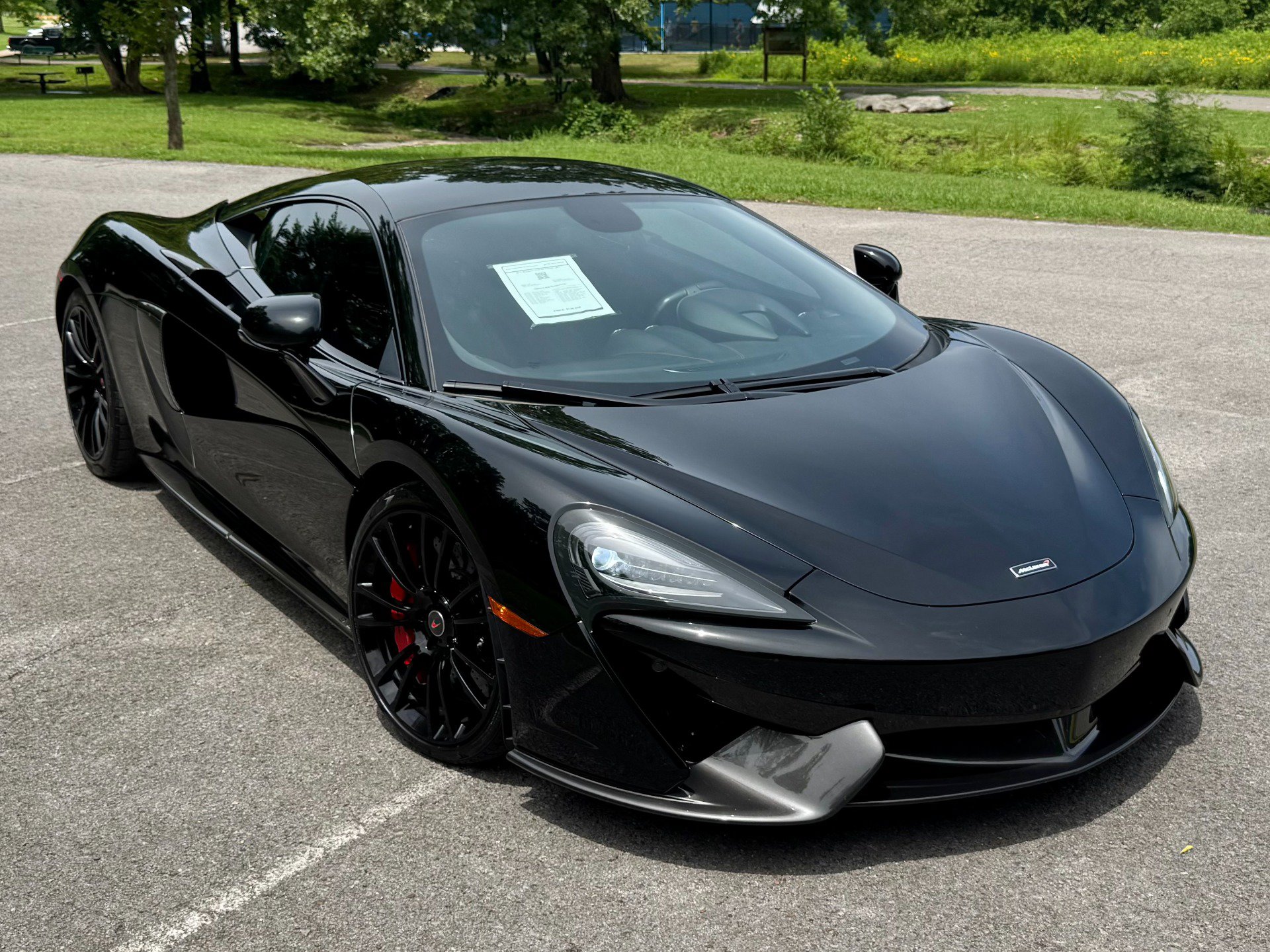 Used 2017 McLaren 570S Coupe RWD image 1