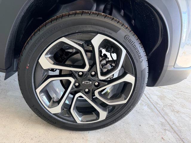 New 2026 Chevrolet Trax RS w/ Driver Confidence Package FWD image 11
