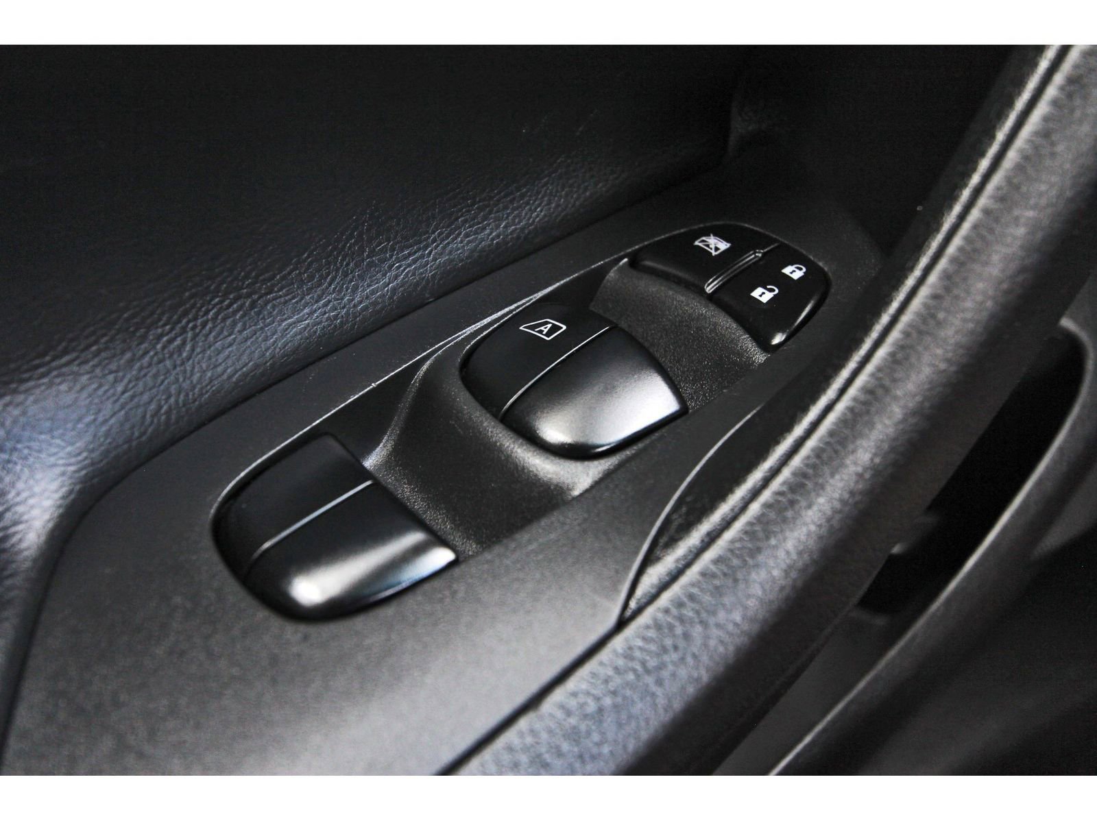 Used 2016 Nissan Altima 2.5 SV FWD image 23