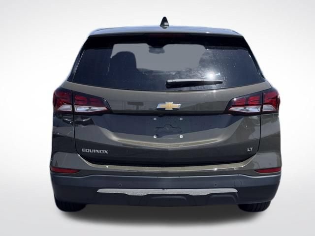Used 2023 Chevrolet Equinox LT w/ Driver Convenience Package FWD image 7