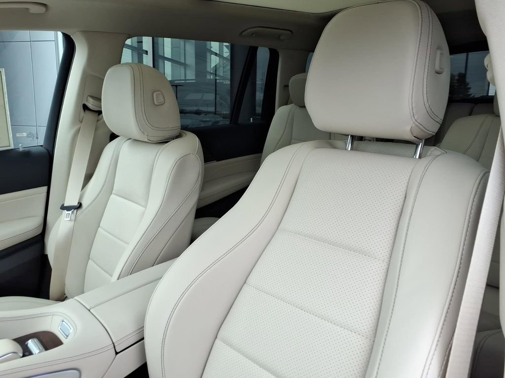 New 2026 Mercedes-Benz GLS 450 4MATIC image 13
