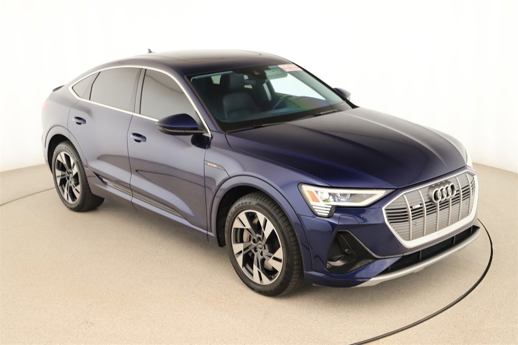 Certified 2022 Audi e-tron Premium image 35