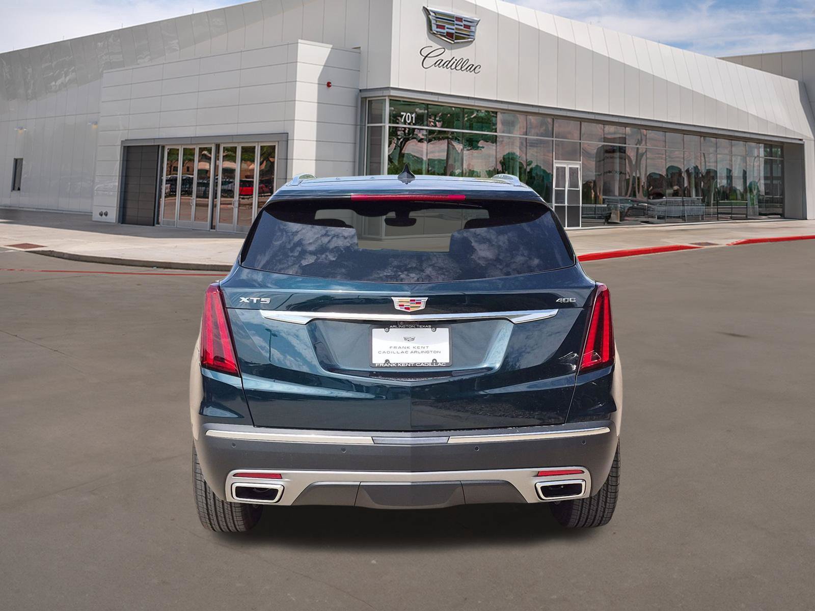 New 2026 Cadillac XT5 Premium Luxury w/ Driver Assist Package FWD image 5