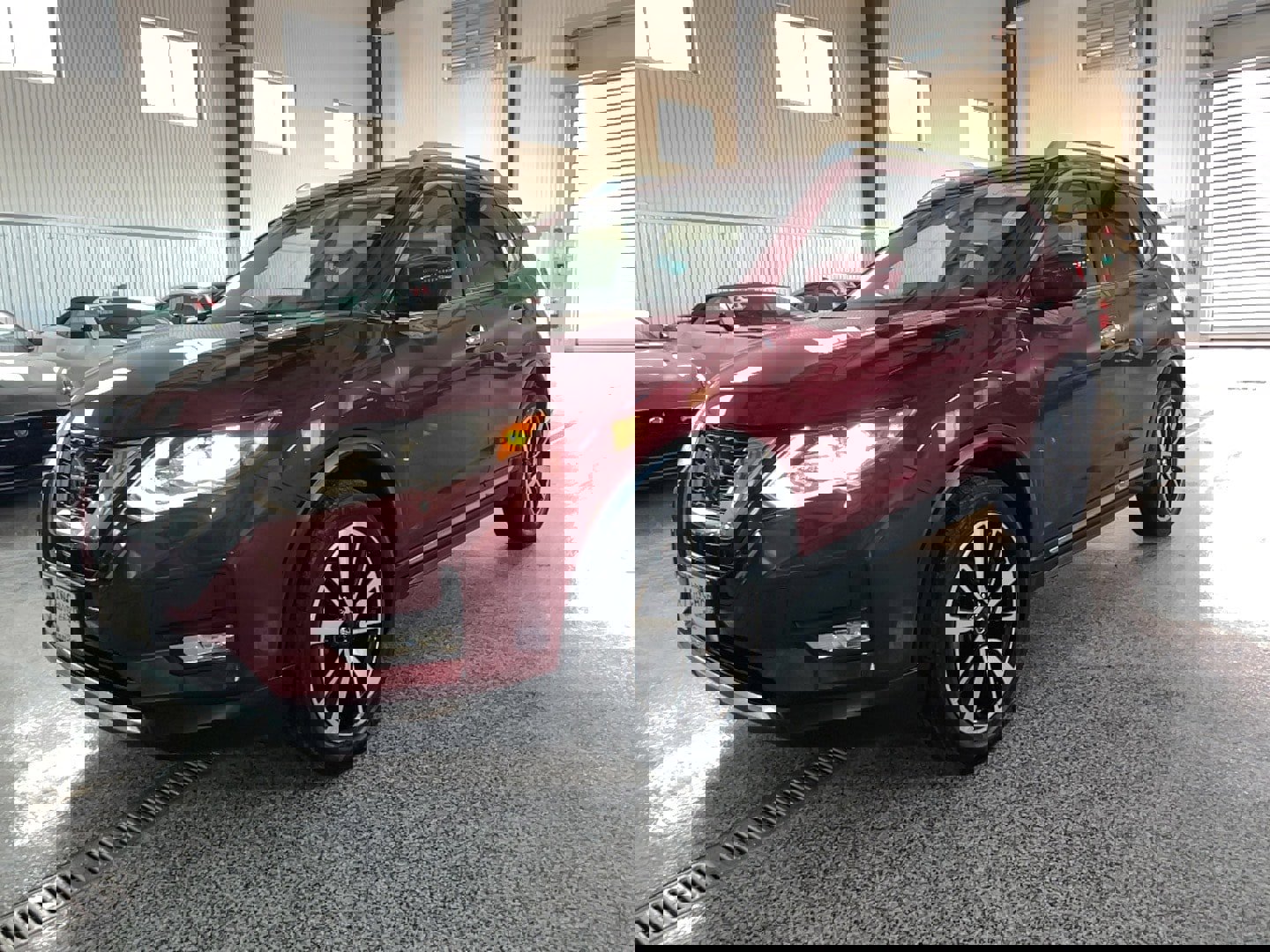 Used 2019 Nissan Rogue SL w/ Premium Package image 3