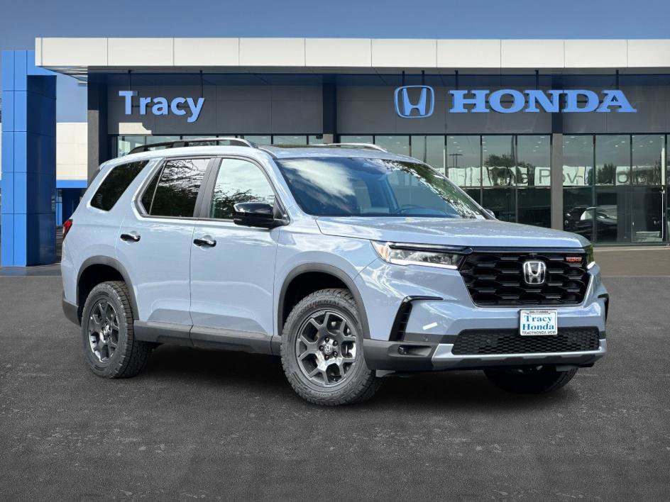 New 2025 Honda Pilot TrailSport