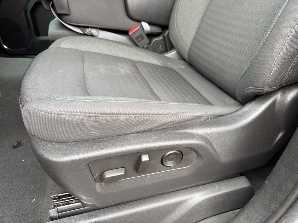 Used 2023 Chevrolet Silverado 1500 LT image 19