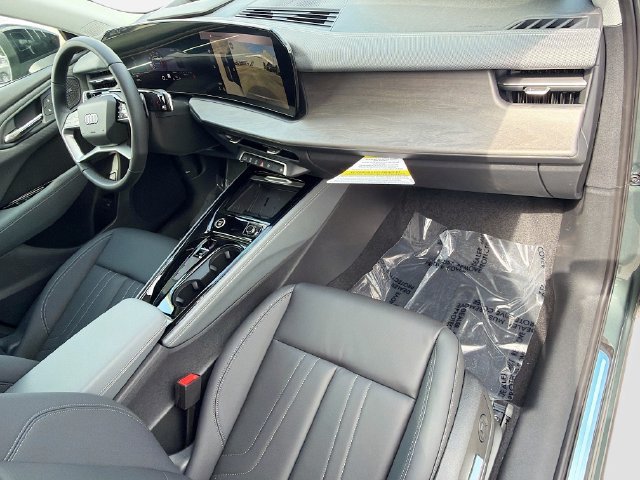 New 2026 Audi Q3 quattro 2.0T AWD/4WD image 12