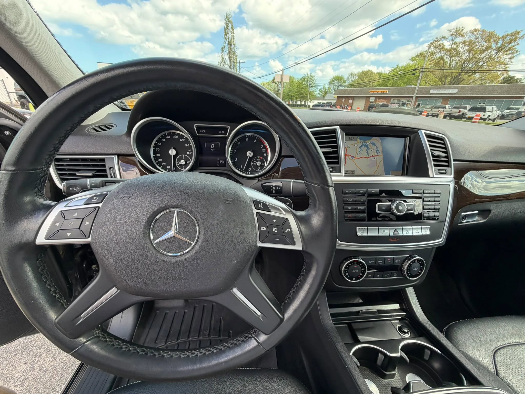 Used 2014 Mercedes-Benz ML 350 4MATIC image 28