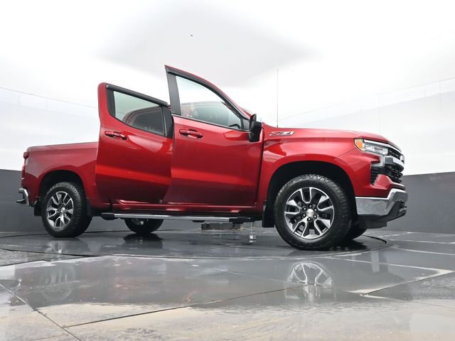 Used 2022 Chevrolet Silverado 1500 LT image 31