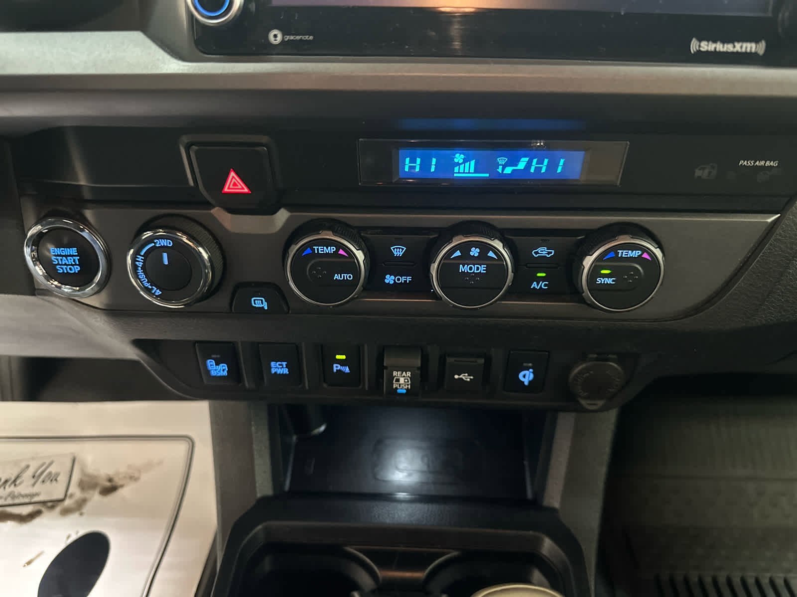 Used 2023 Toyota Tacoma TRD Off-Road w/ Technology Package AWD/4WD image 15