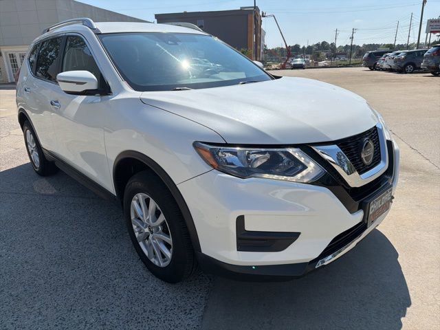 Used 2020 Nissan Rogue SV image 4