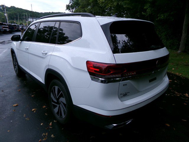 Used 2024 Volkswagen Atlas SE AWD/4WD image 7