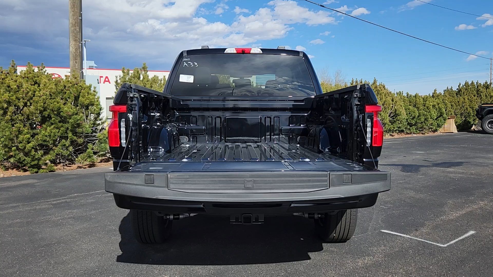 New 2025 Ford F150 Lightning Flash AWD/4WD image 17