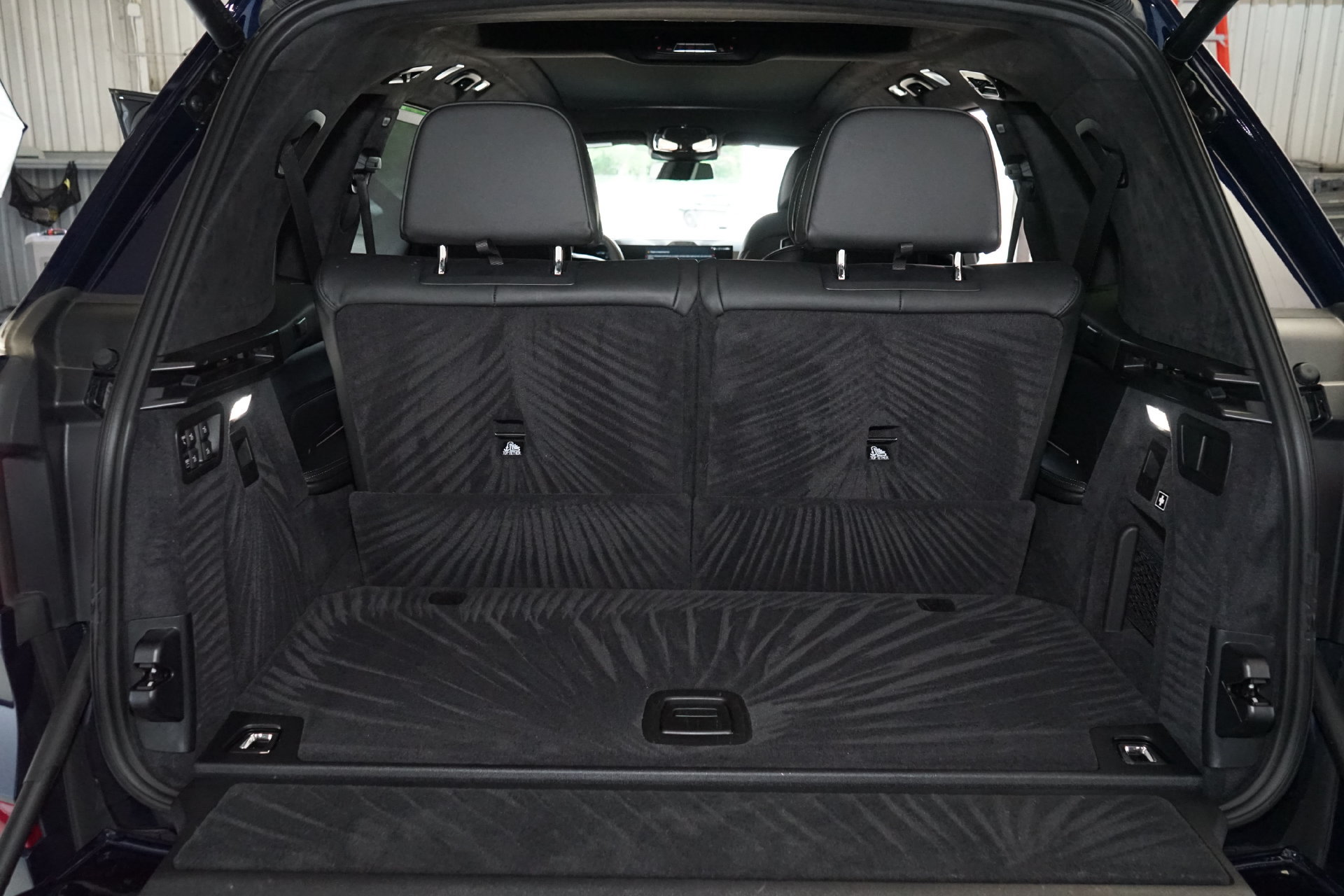 Used 2026 BMW X7 M60i AWD/4WD image 27