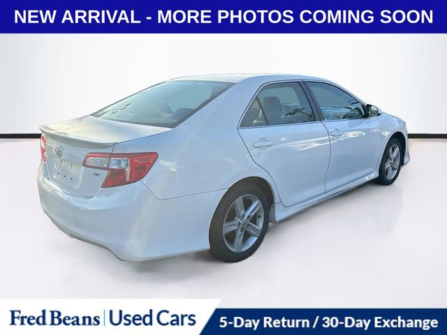 Used 2014 Toyota Camry L image 5