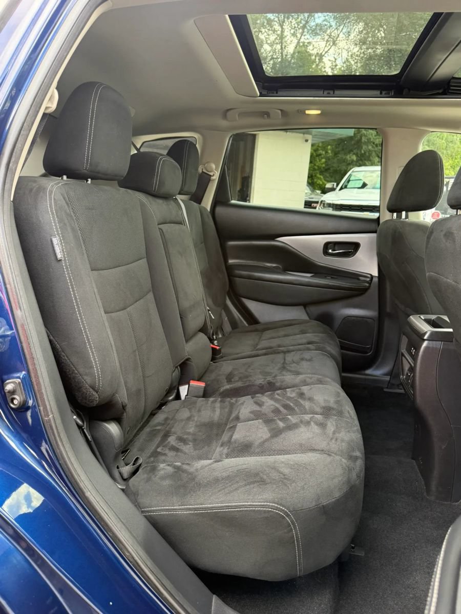 Used 2019 Nissan Murano SV AWD/4WD image 18
