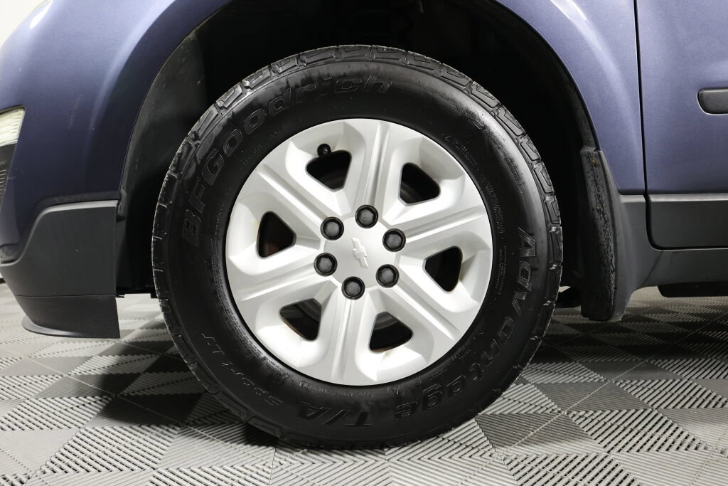 Used 2014 Chevrolet Traverse LS FWD image 9