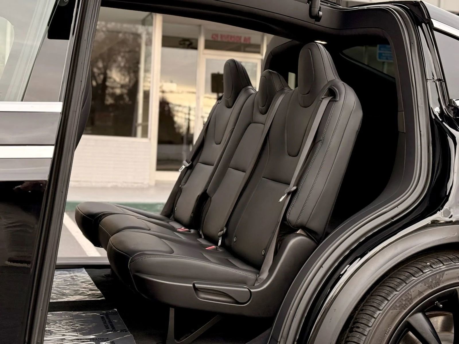 Used 2020 Tesla Model X Long Range image 21