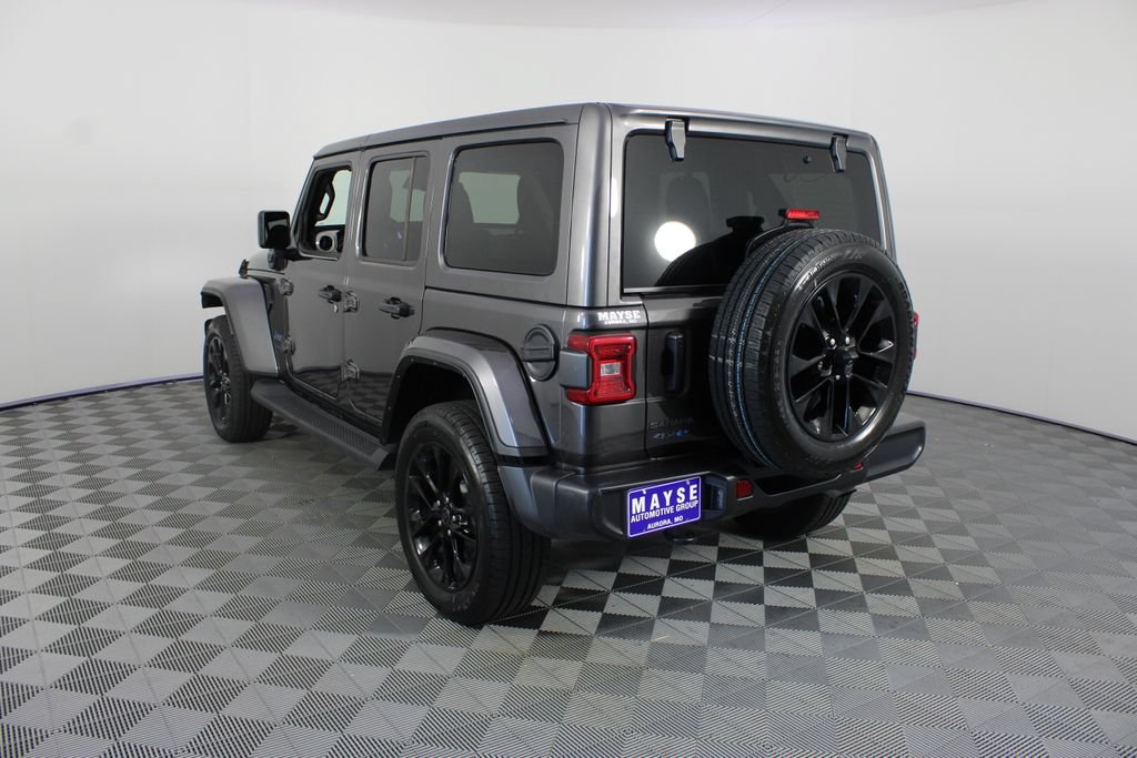 Used 2025 Jeep Wrangler Unlimited Sahara AWD/4WD image 20
