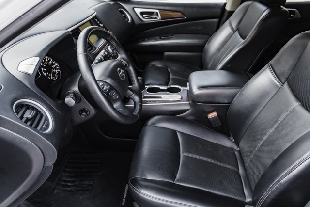 Used 2019 Nissan Pathfinder Platinum image 9