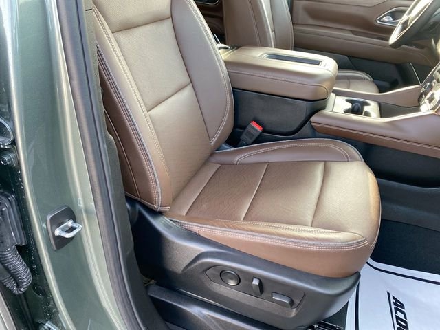 Used 2024 Chevrolet Suburban High Country w/ Max Trailering Package image 26