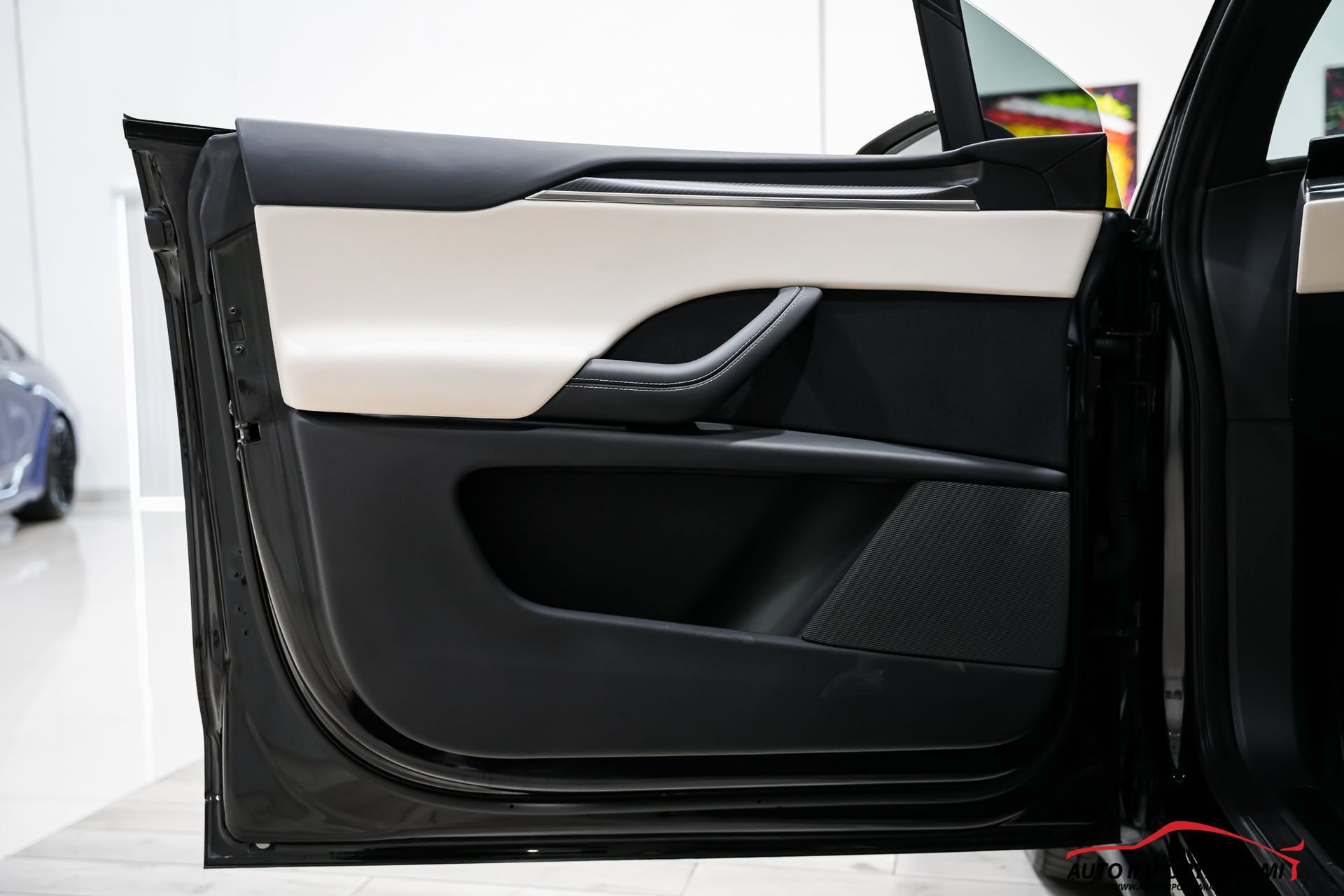 Used 2022 Tesla Model X Plaid image 40