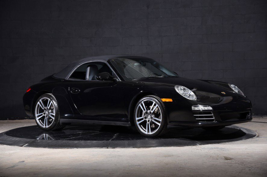 Used 2012 Porsche 911 Carrera 4 image 3