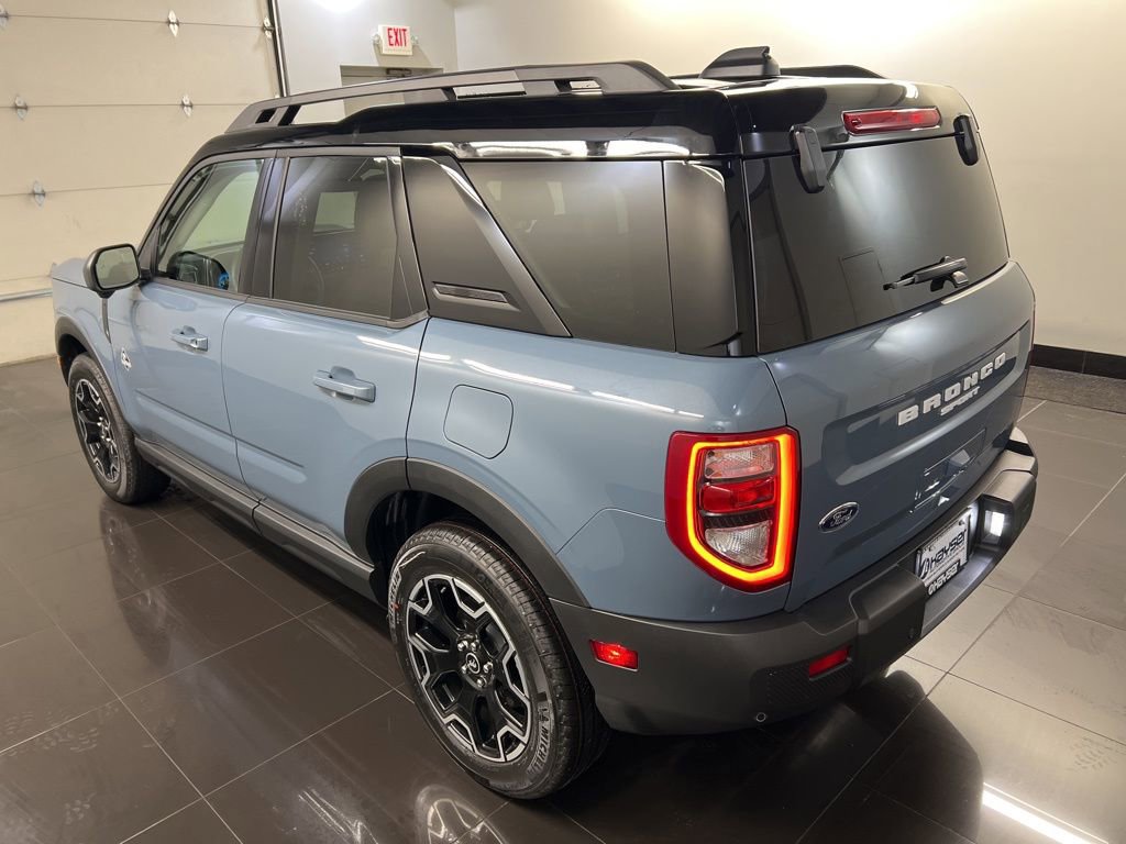 New 2025 Ford Bronco Sport Outer Banks w/ Outer Banks Tech Package+ image 4