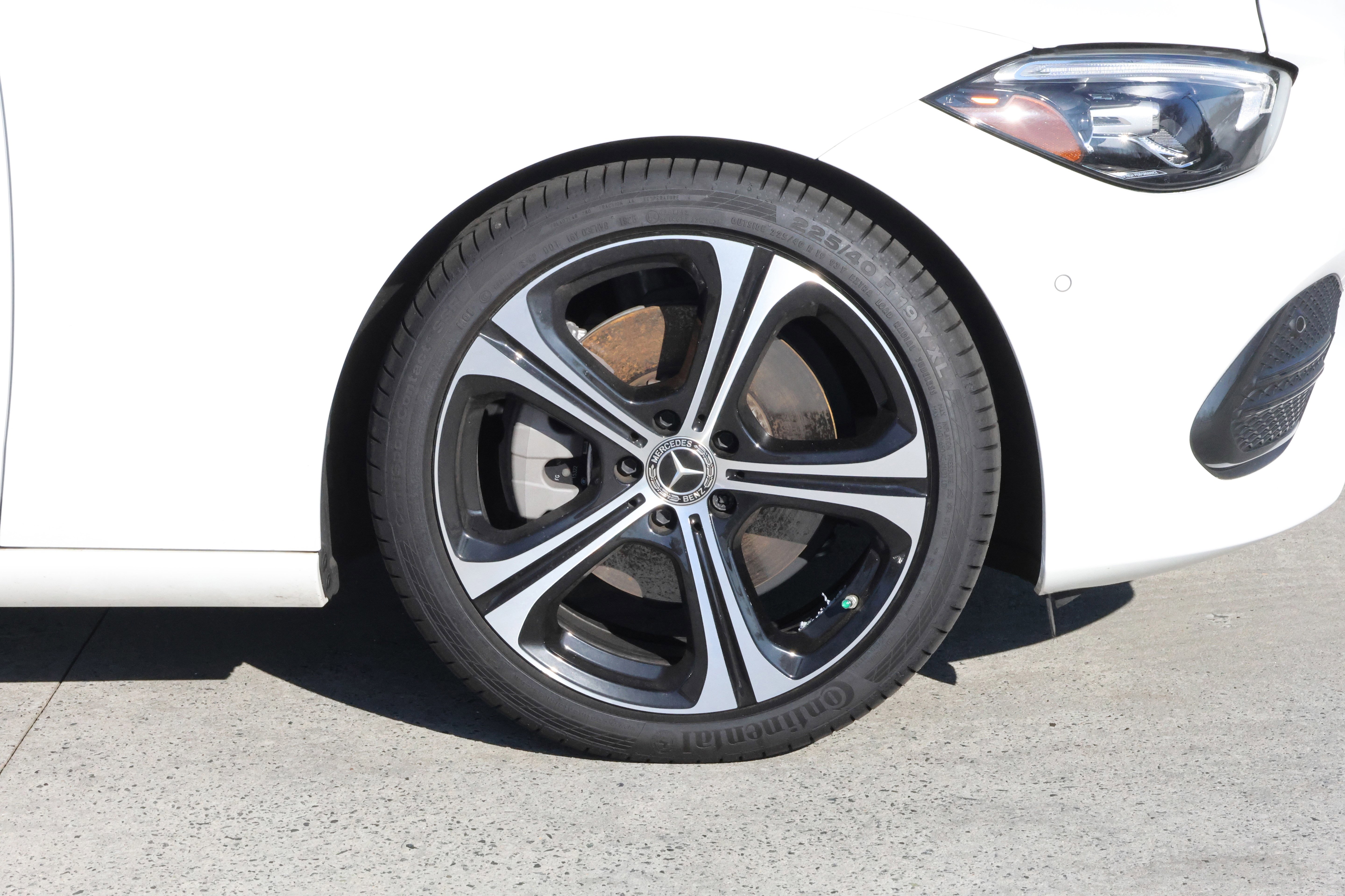 Used 2023 Mercedes-Benz C 300 Sedan image 11