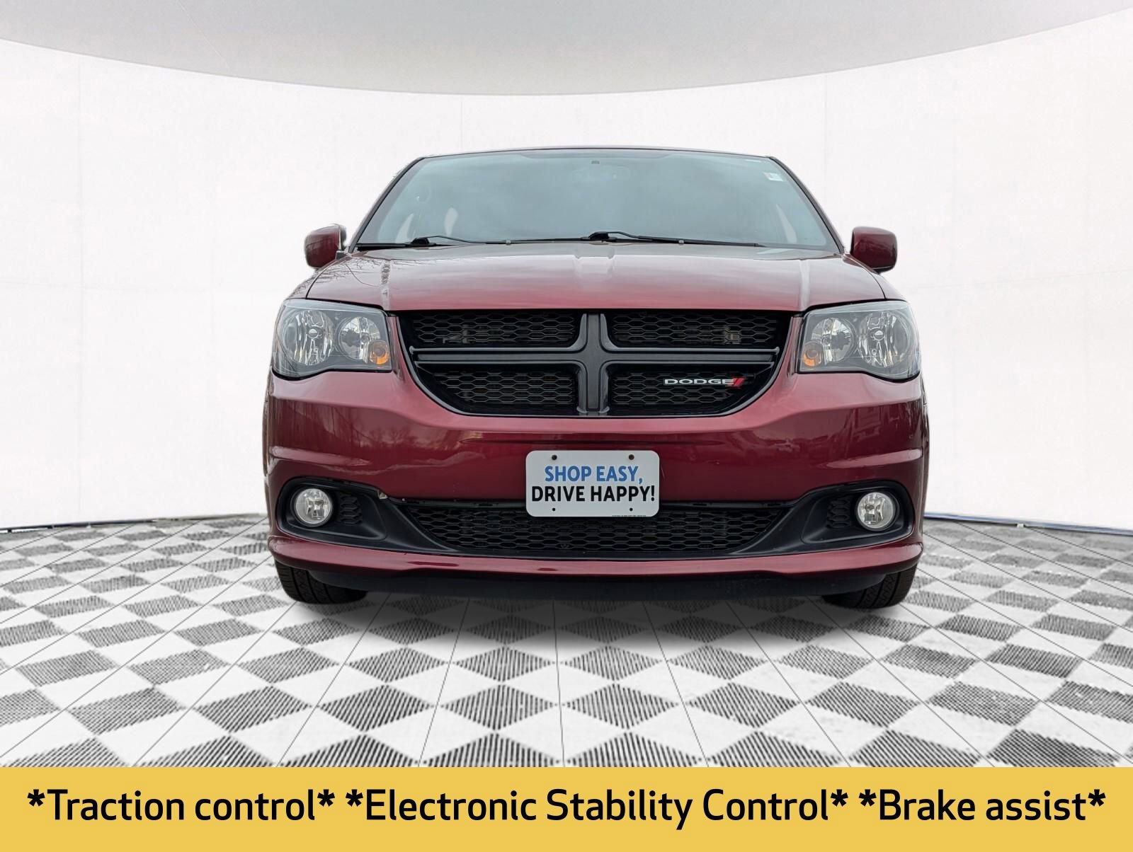 Used 2018 Dodge Grand Caravan SXT w/ Blacktop Package image 15