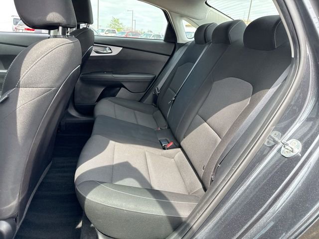 Used 2022 Kia Forte LXS FWD image 22