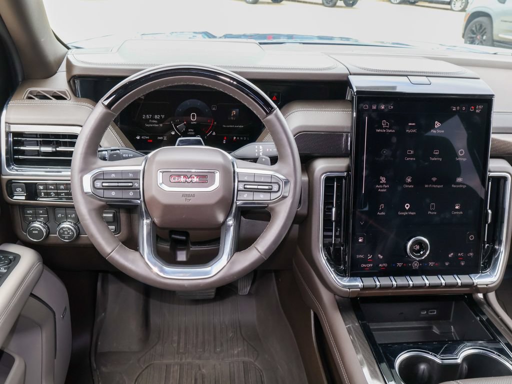 New 2026 GMC Yukon XL Elevation AWD/4WD image 16