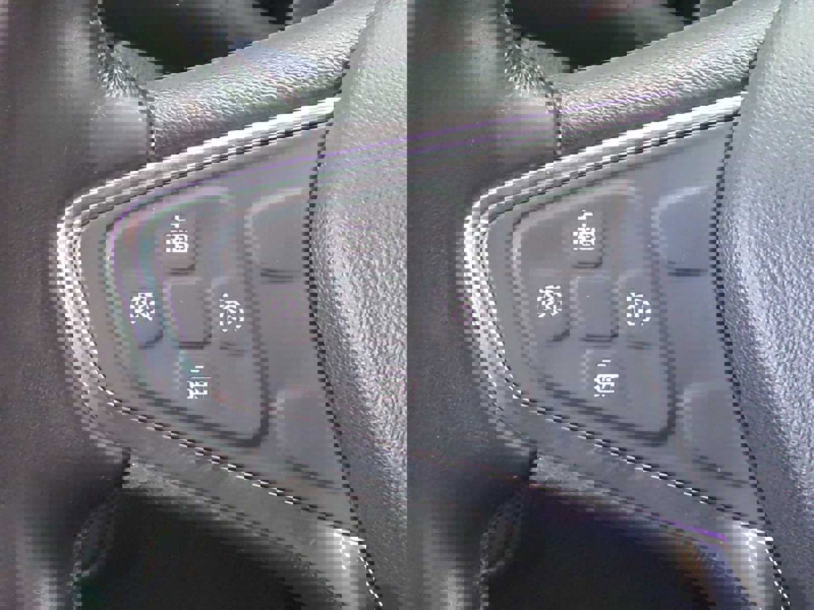 Used 2019 Chevrolet Equinox LT FWD image 15