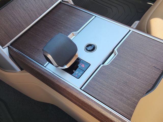 New 2026 Land Rover Range Rover SE image 15