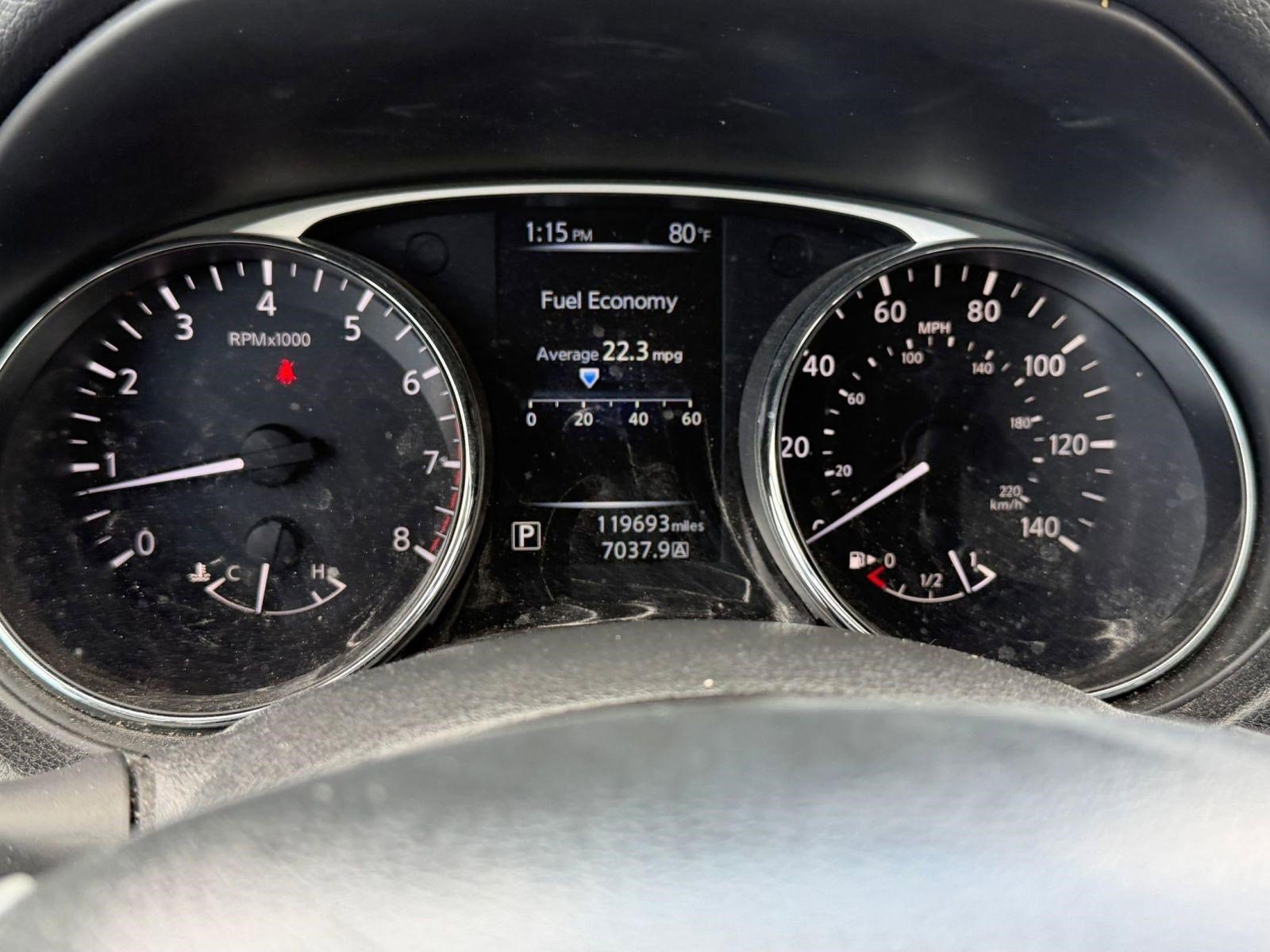 Used 2014 Nissan Rogue S image 16