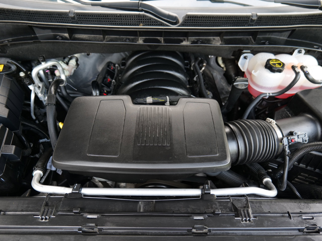 Used 2025 Cadillac Escalade Sport w/ Touring Package image 55