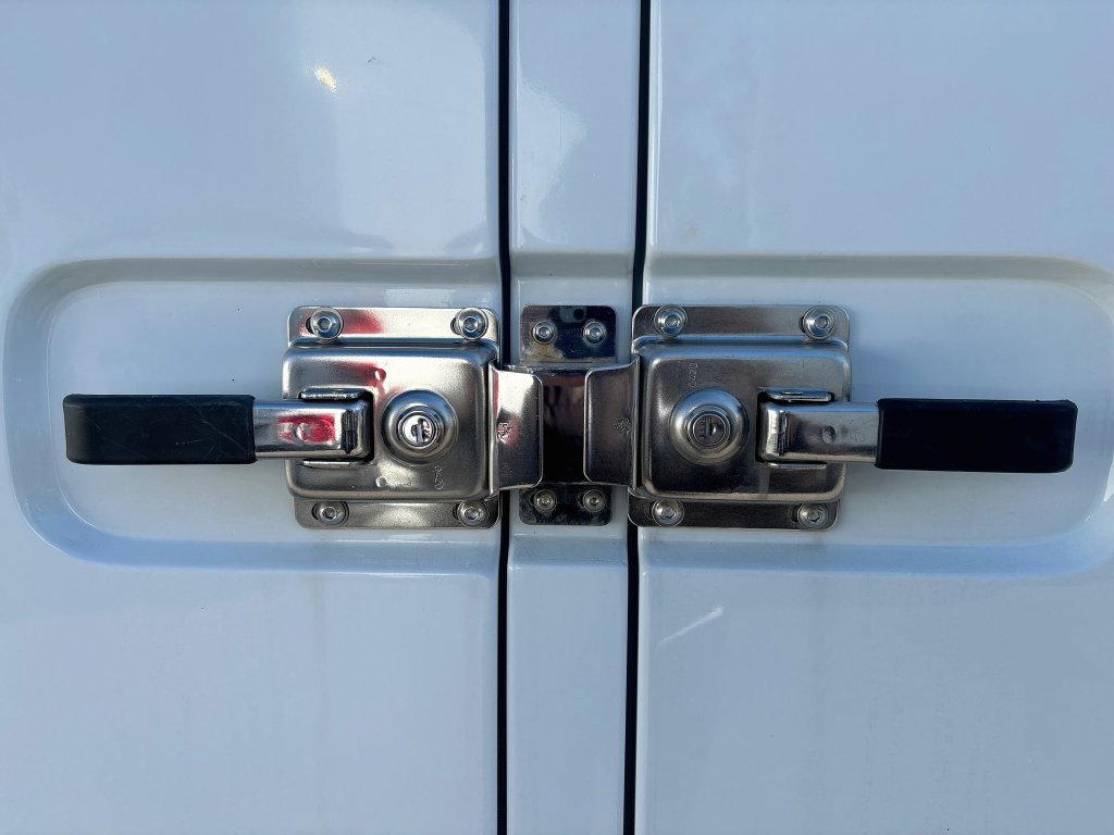 Used 2022 Mercedes-Benz Sprinter 3500 image 10