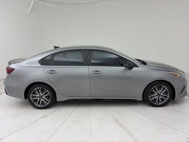 Used 2022 Kia Forte GT-Line FWD image 6