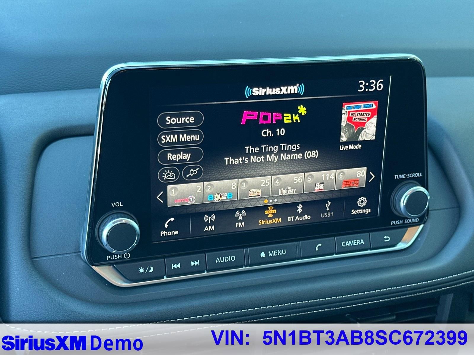 Used 2025 Nissan Rogue S image 24