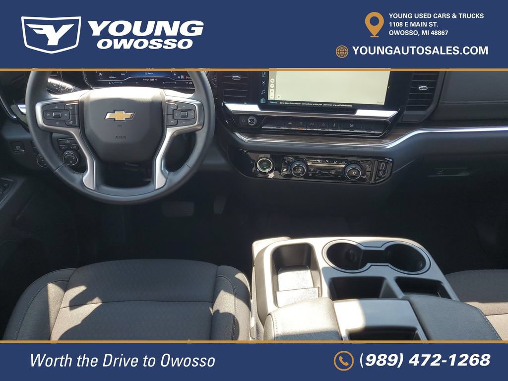Used 2024 Chevrolet Silverado 1500 LT AWD/4WD image 23