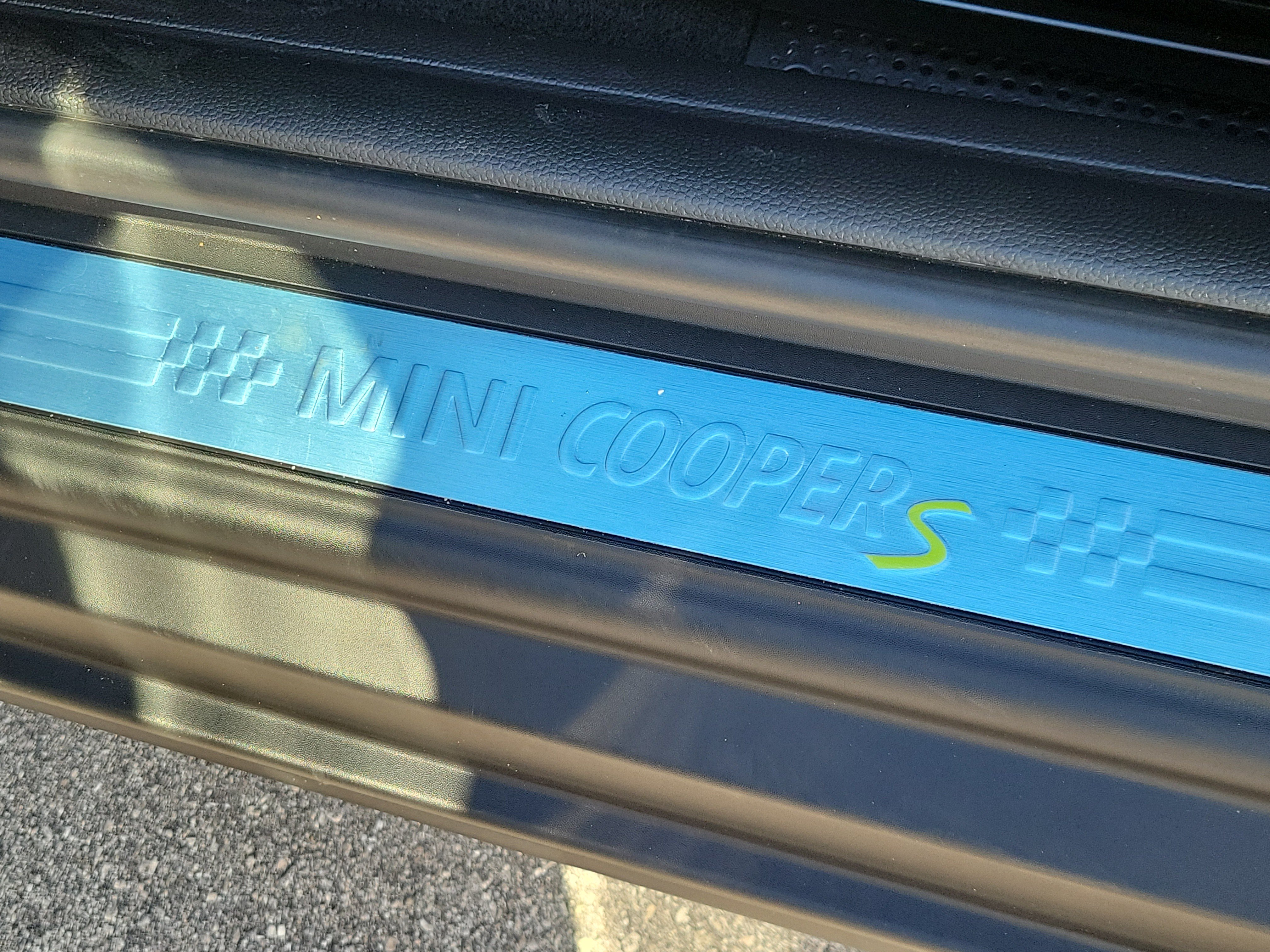 Used 2024 MINI Cooper SE FWD image 26