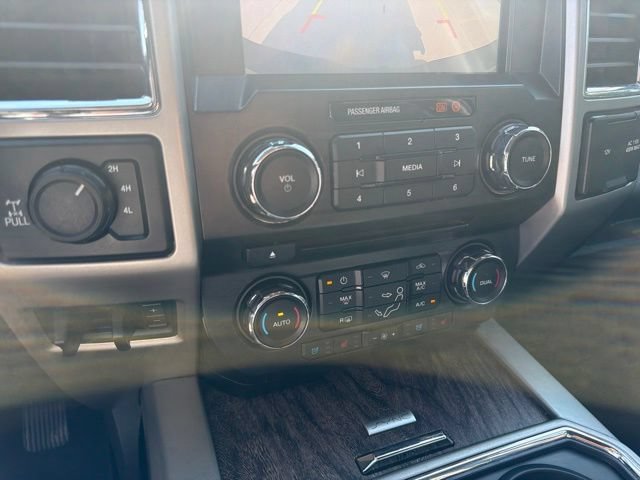 Used 2018 Ford F250 Lariat w/ Lariat Ultimate Package AWD/4WD image 25
