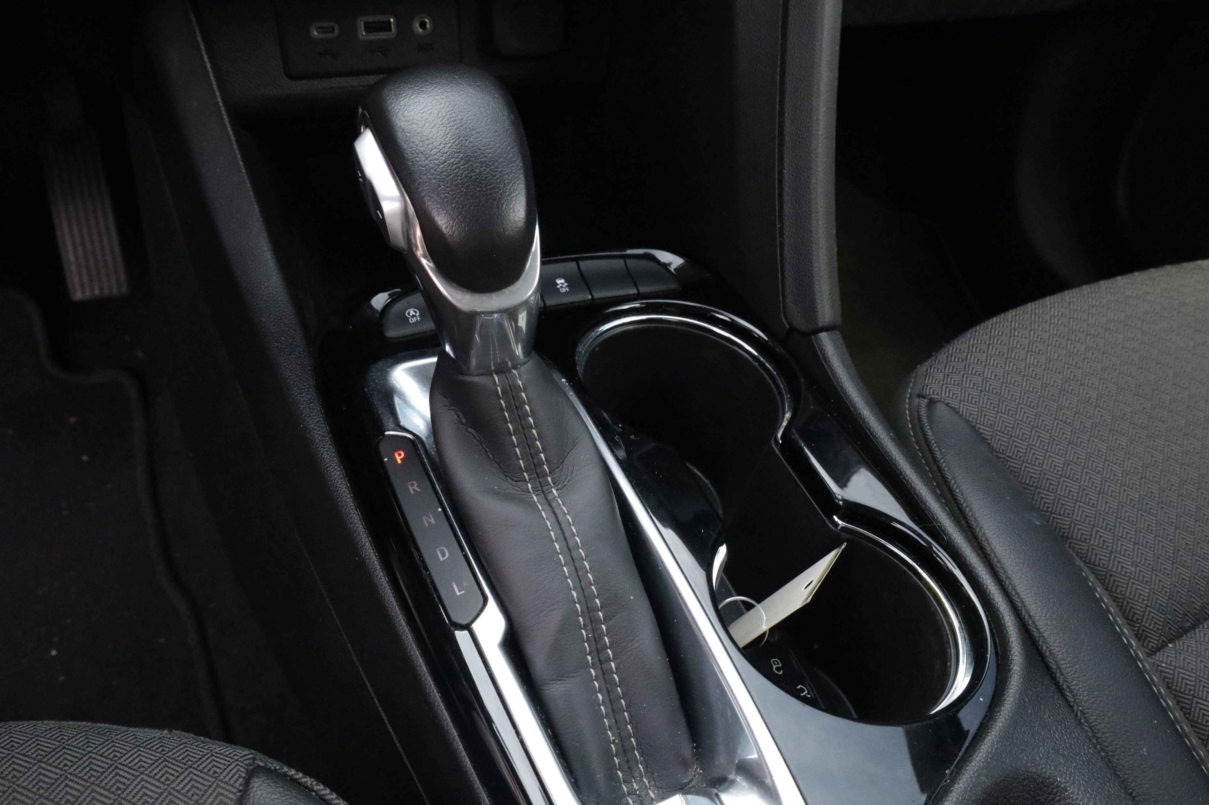 Used 2023 Buick Envision Essence image 8