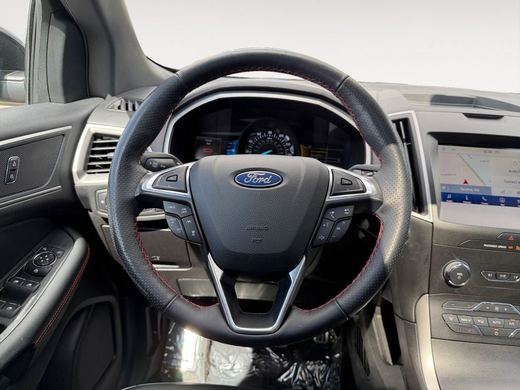 Used 2020 Ford Edge ST-Line w/ Cold Weather Package AWD/4WD image 13