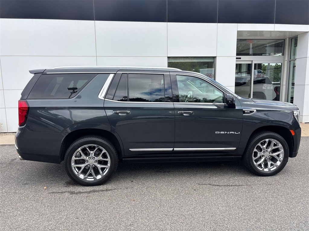 Used 2021 GMC Yukon Denali w/ Denali Ultimate Package image 2