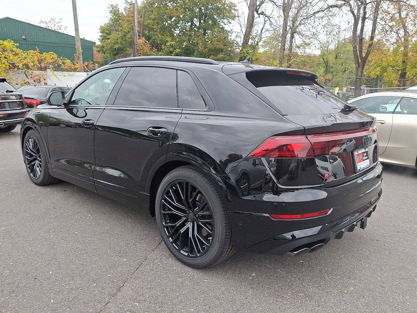 New 2026 Audi SQ8 Prestige image 12