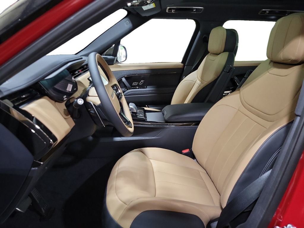 New 2025 Land Rover Range Rover Sport Dynamic SE image 13
